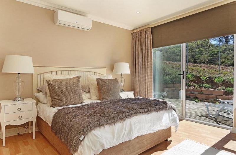 To Let 4 Bedroom Property for Rent in Dennegeur Western Cape